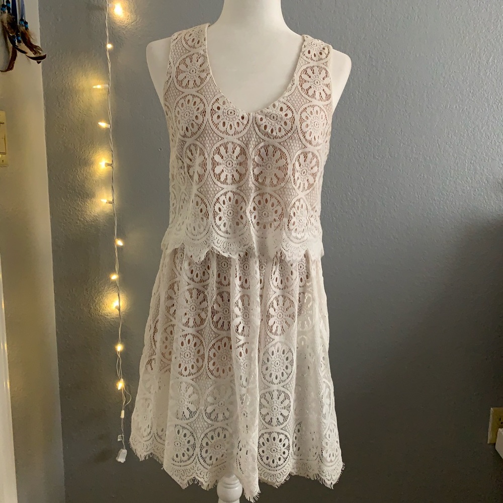 Lace minidress